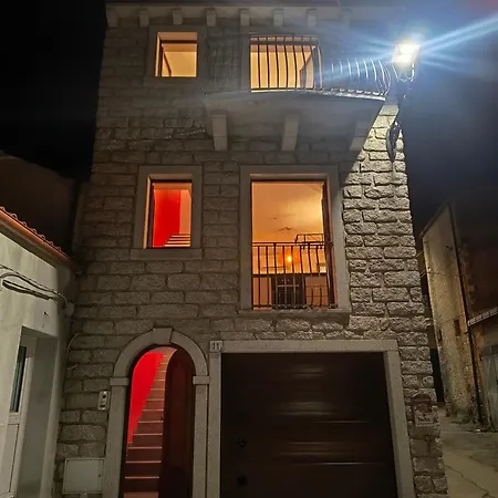بيت للعطل Palazzeddu Monti Longu